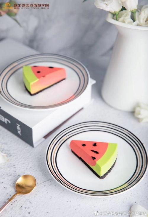 吃瓜蛋糕视频大全集高清,甜蜜瞬间，欢乐时光回顾